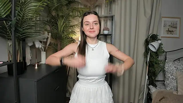 Snapshot of ThelmaJusto chatting on October 23, 2025, 3:00 pm ThelmaJusto online show from October 23, 2025, 3:00 pm