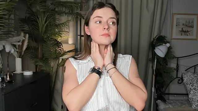 Snapshot of ThelmaJusto chatting on November 3, 2025, 3:46 pm ThelmaJusto online show from November 3, 2025, 3:46 pm