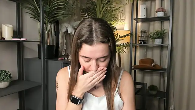 Snapshot of ThelmaJusto chatting on November 7, 2025, 3:45 pm ThelmaJusto online show from November 7, 2025, 3:45 pm