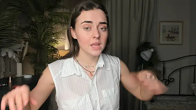 Snapshot of ThelmaJusto chatting on November 8, 2025, 2:17 pm ThelmaJusto online show from November 8, 2025, 2:17 pm