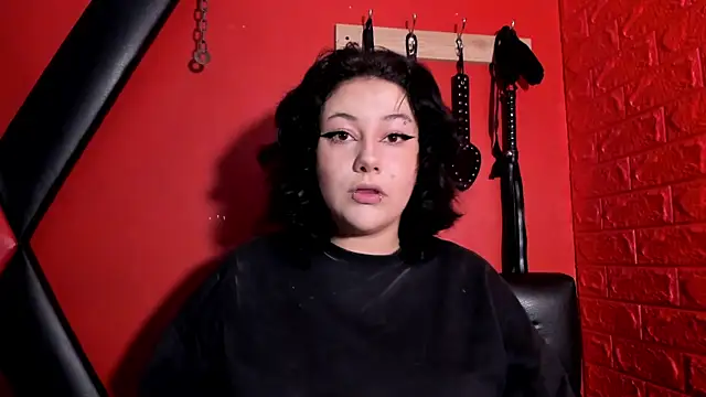 Snapshot of SabbathSinclair chatting on October 27, 2025, 11:36 am SabbathSinclair online show from October 27, 2025, 11:36 am