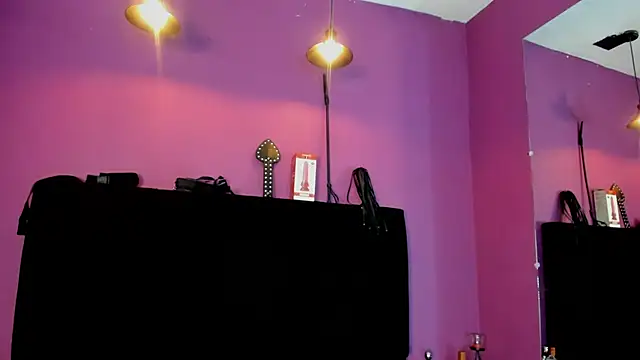 SabbathSinclair online show from November 27, 2025, 11:45 am