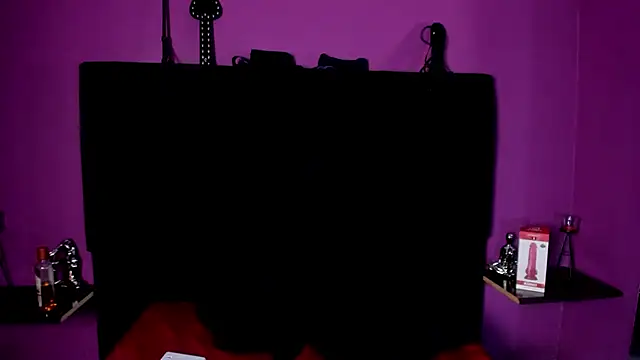 Snapshot of SabbathSinclair chatting on November 28, 2025, 11:46 am SabbathSinclair online show from November 28, 2025, 11:46 am