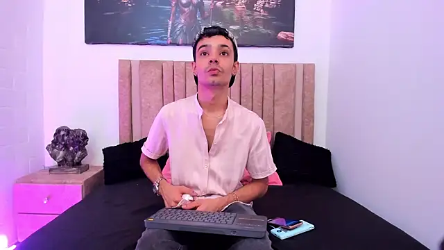 Timothe Evans online show from November 15, 2025, 8:38 pm