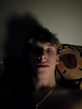 hotboy200006 online show from December 20, 2025, 4:36 pm