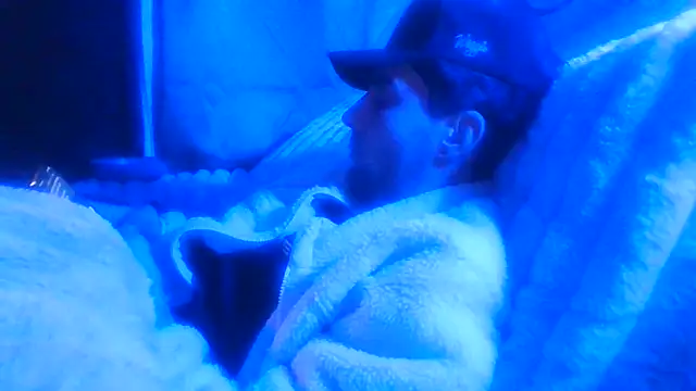 Snapshot of nvthvn555 chatting on October 8, 2025, 12:14 pm nvthvn555 online show from October 8, 2025, 12:14 pm