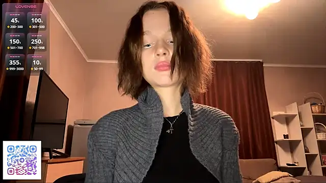 TerrellSroufe online show from December 4, 2025, 7:44 pm