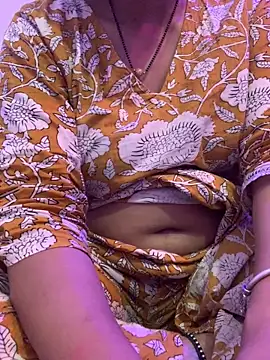 Snapshot of bindiyarani01 chatting on October 6, 2025, 5:49 am bindiyarani01 online show from October 6, 2025, 5:49 am