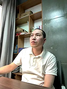 Snapshot of yichengm chatting on October 20, 2025, 8:04 am yichengm online show from October 20, 2025, 8:04 am