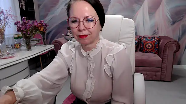 Arisa5000 online show from November 18, 2025, 7:13 am