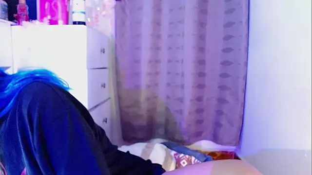 zora blue777 online show from November 6, 2025, 4:57 am