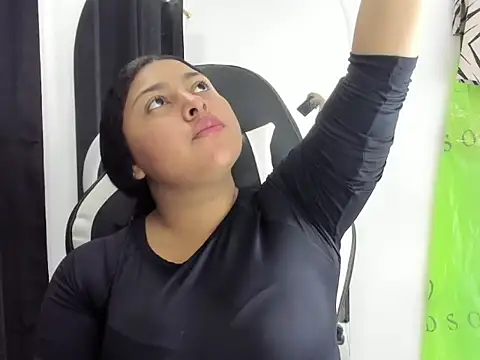 Baby Latin online show from November 25, 2025, 4:12 am