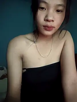 LeyLya online show from November 15, 2025, 7:38 am