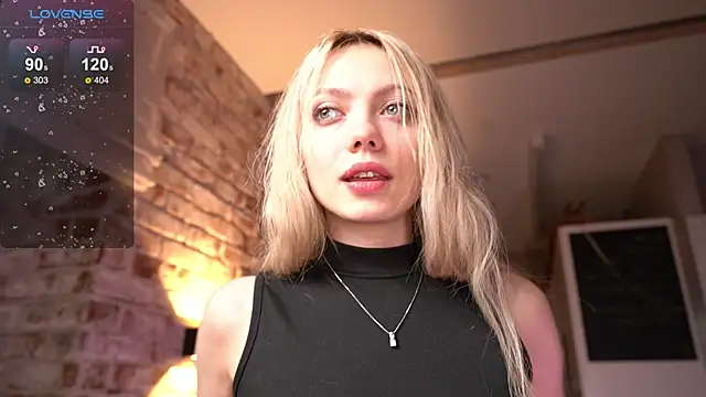 Snapshot of _favdream chatting on October 24, 2025, 5:48 am favdream online show from October 24, 2025, 5:48 am