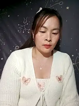 lucky774- online show from November 23, 2025, 1:22 pm