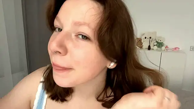 TamekiaSamii online show from December 16, 2025, 8:08 am