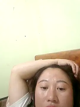 Snapshot of Ducky27021991 chatting on October 7, 2025, 6:10 am Ducky27021991 online show from October 7, 2025, 6:10 am