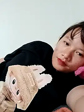 Snapshot of TrangNemo chatting on October 9, 2025, 11:41 am TrangNemo online show from October 9, 2025, 11:41 am