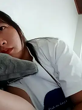 Snapshot of TrangNemo chatting on October 10, 2025, 1:10 pm TrangNemo online show from October 10, 2025, 1:10 pm