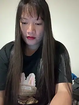 Snapshot of TrangNemo chatting on October 25, 2025, 11:51 am TrangNemo online show from October 25, 2025, 11:51 am