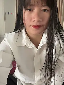 Snapshot of TrangNemo chatting on November 11, 2025, 12:54 am TrangNemo online show from November 11, 2025, 12:54 am