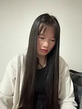 Snapshot of TrangNemo chatting on November 12, 2025, 9:47 pm TrangNemo online show from November 12, 2025, 9:47 pm