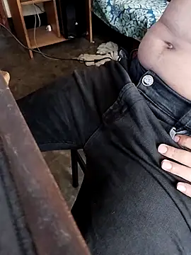 Snapshot of TanjiroCamadoo chatting on October 19, 2025, 4:35 am TanjiroCamadoo online show from October 19, 2025, 4:35 am