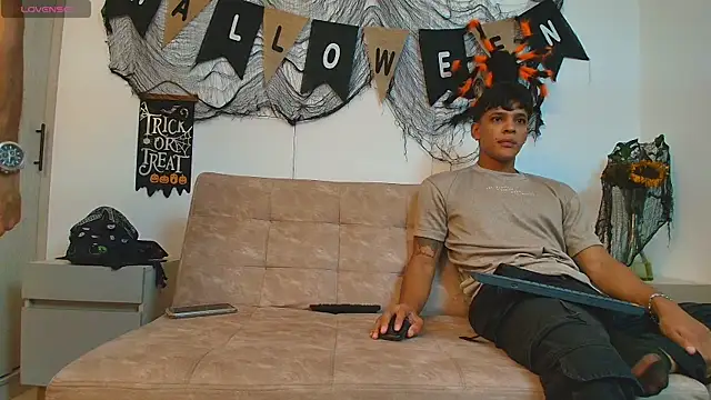 thomas elg online show from October 23, 2025, 1:16 am