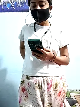 Snapshot of Payal_G chatting on December 14, 2025, 1:44 am Payal G online show from December 14, 2025, 1:44 am