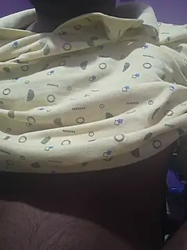 Snapshot of Y0ur_Slave chatting on November 7, 2025, 4:40 pm Y0ur Slave online show from November 7, 2025, 4:40 pm