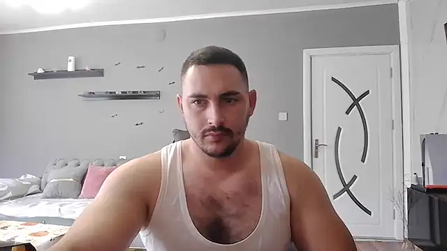 Snapshot of mastermute chatting on October 28, 2025, 10:41 am mastermute online show from October 28, 2025, 10:41 am