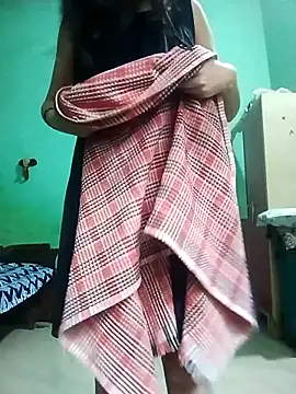 Snapshot of Hornyme18 chatting on October 29, 2025, 4:59 am Hornyme18 online show from October 29, 2025, 4:59 am