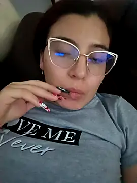 Snapshot of allison_mc chatting on November 10, 2025, 8:19 pm allison mc online show from November 10, 2025, 8:19 pm