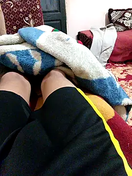 Snapshot of latarak321 chatting on November 13, 2025, 10:30 pm latarak321 online show from November 13, 2025, 10:30 pm