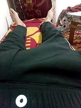 Snapshot of latarak321 chatting on November 18, 2025, 6:45 pm latarak321 online show from November 18, 2025, 6:45 pm