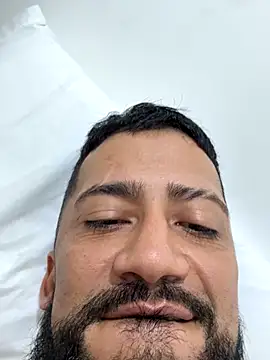 Snapshot of Santiago_hot19 chatting on October 7, 2025, 12:35 pm Santiago hot19 online show from October 7, 2025, 12:35 pm