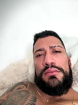 Snapshot of Santiago_hot19 chatting on October 17, 2025, 3:14 pm Santiago hot19 online show from October 17, 2025, 3:14 pm