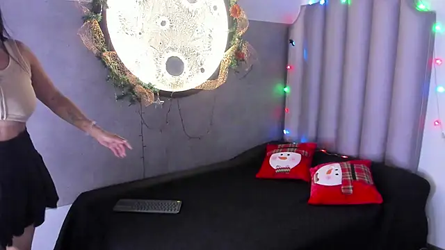 brianna-03 online show from December 20, 2025, 3:57 am