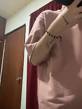 Snapshot of davidxxx_2012 chatting on October 23, 2025, 9:35 pm davidxxx 2012 online show from October 23, 2025, 9:35 pm