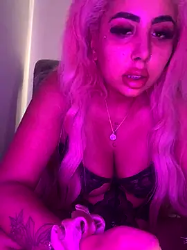 Snapshot of zara_bellexx chatting on November 2, 2025, 2:19 pm zara bellexx online show from November 2, 2025, 2:19 pm