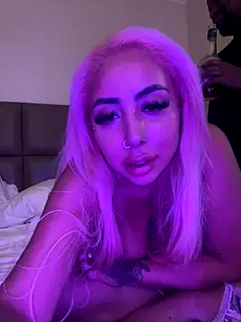 Snapshot of zara_bellexx chatting on November 27, 2025, 8:05 am zara bellexx online show from November 27, 2025, 8:05 am