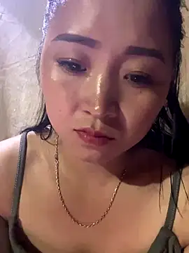 miemie-xx online show from October 25, 2025, 1:18 pm