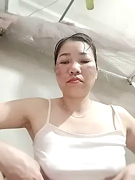 ladzy sexy online show from November 13, 2025, 8:52 pm