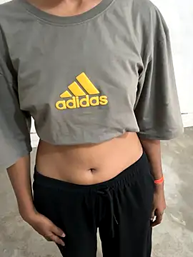 Snapshot of Rani_hot2 chatting on October 31, 2025, 7:31 am Rani hot2 online show from October 31, 2025, 7:31 am