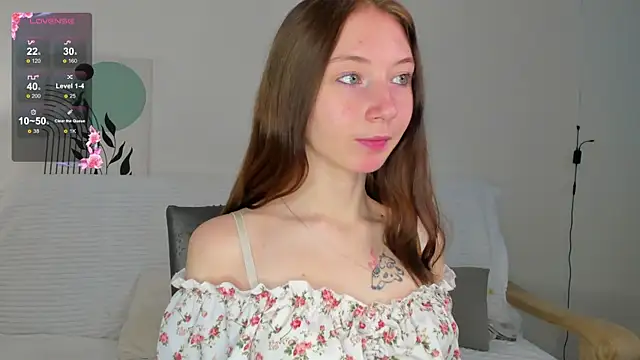 Snapshot of try_love_ chatting on November 8, 2025, 8:03 am try love online show from November 8, 2025, 8:03 am