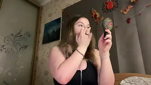 Snapshot of Crave_Elise chatting on December 14, 2025, 3:28 pm Crave Elise online show from December 14, 2025, 3:28 pm