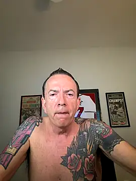 Crazy Mike1 online show from October 7, 2025, 1:08 pm