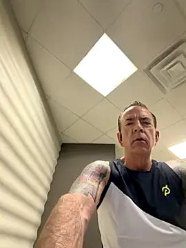 Crazy Mike1 online show from October 10, 2025, 11:20 am