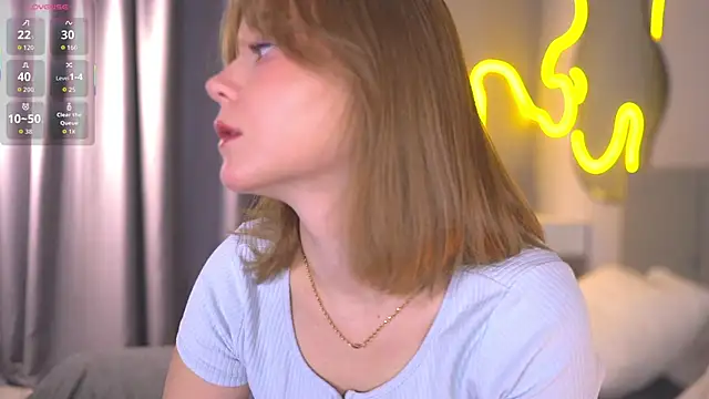 Snapshot of lorapalmerry chatting on October 30, 2025, 2:51 pm lorapalmerry online show from October 30, 2025, 2:51 pm