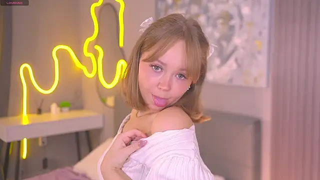 Snapshot of lorapalmerry chatting on November 2, 2025, 3:03 pm lorapalmerry online show from November 2, 2025, 3:03 pm